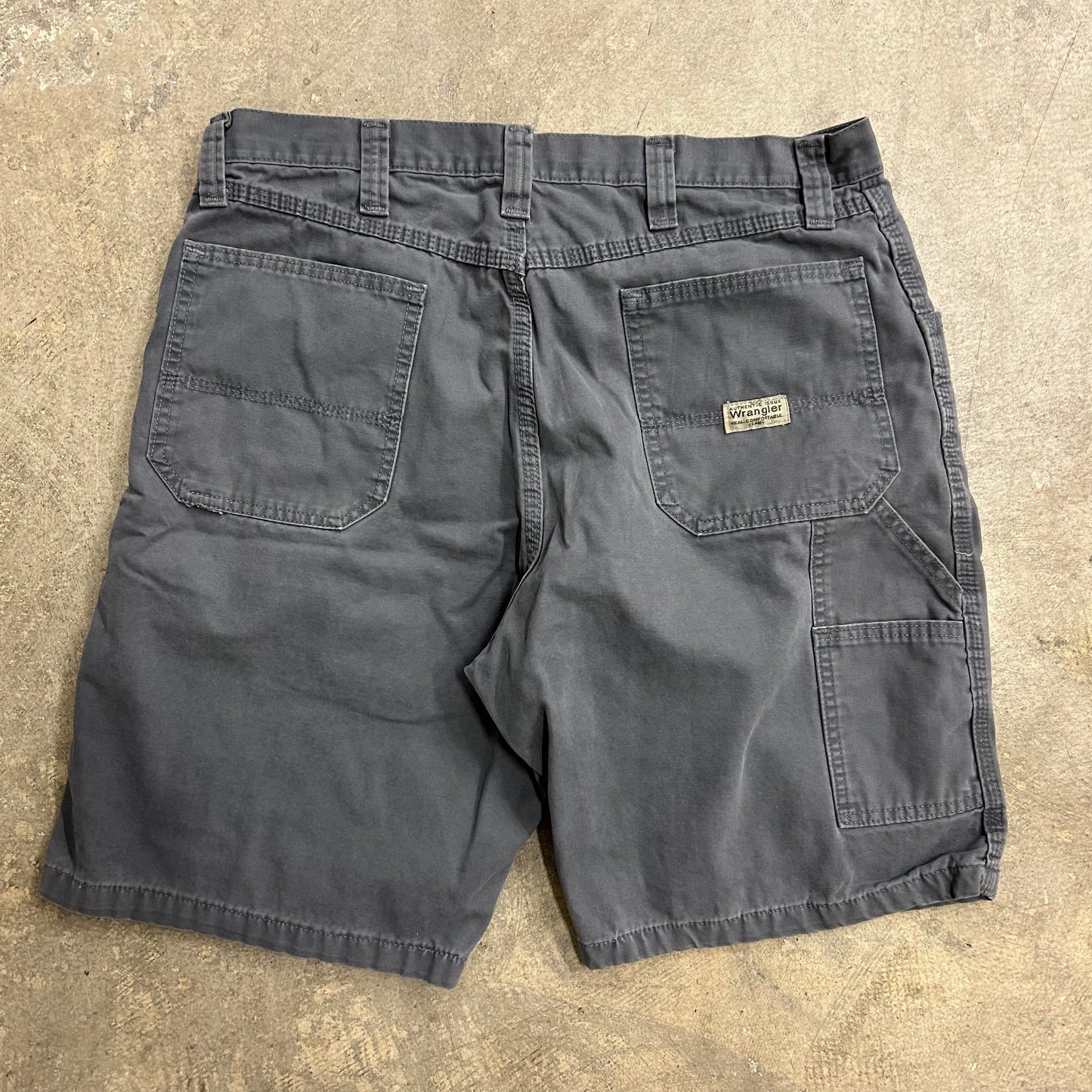 Wrangler Grey Shorts Sz 36