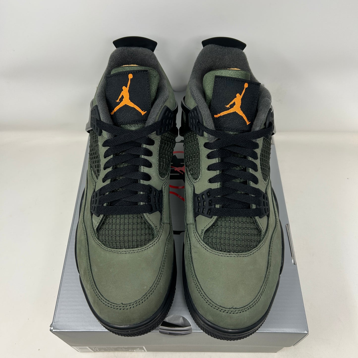 Jordan 4 Retro OG SP Undefeated (2025)