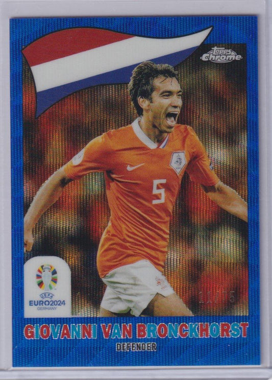 Topps Chrome UEFA #TC-22 Giovanni van Bronckhorst Topps Chrome Blue Wave /75