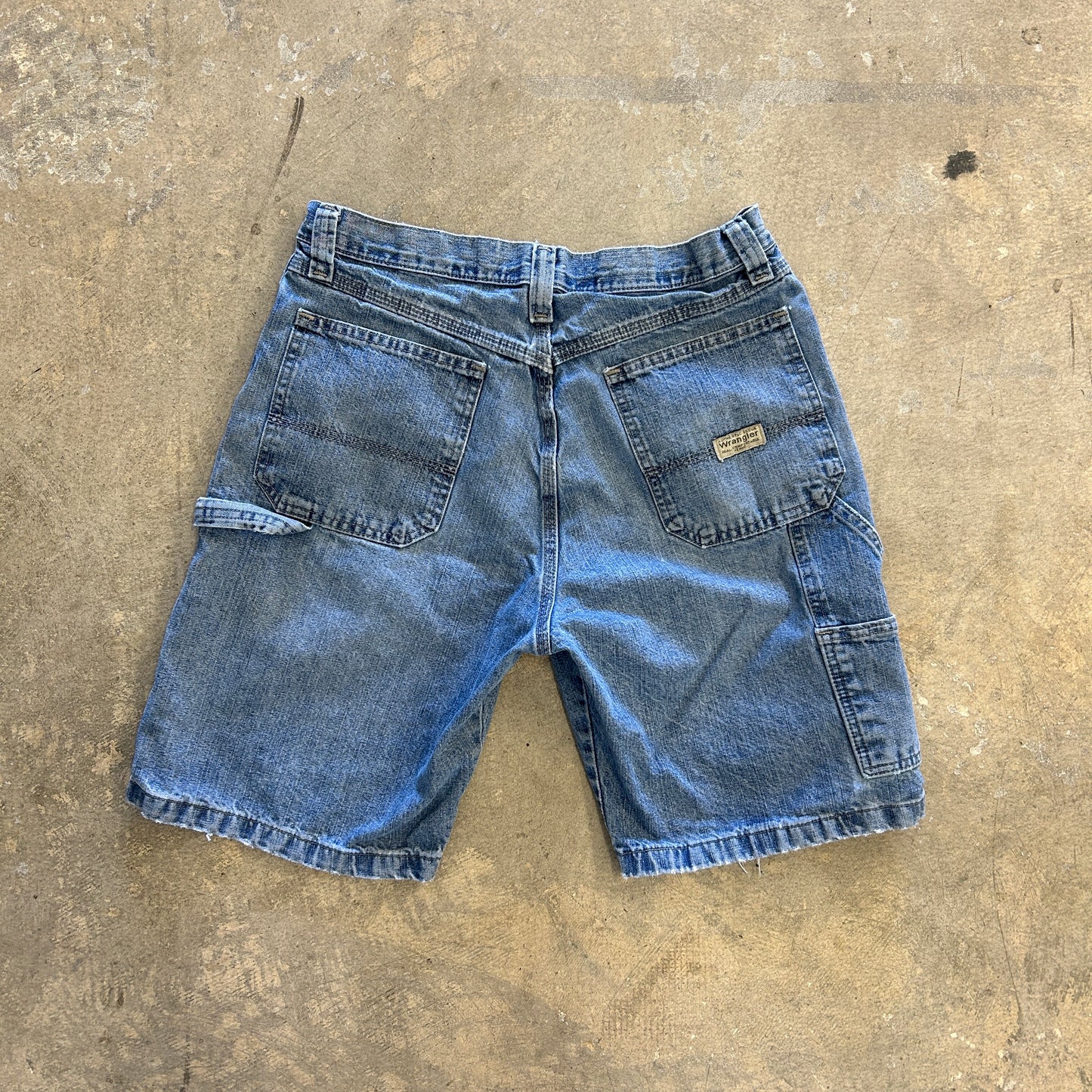 Wrangler Carpenter Jorts Sz 32