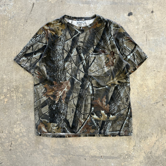 Outfiters Camo Pocket Real Tree Tee Sz L