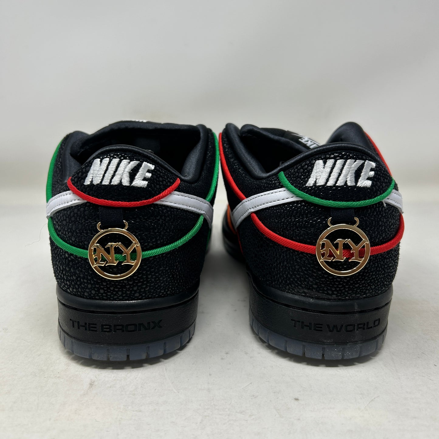 Nike SB Dunk Low Bronx Girls Skate