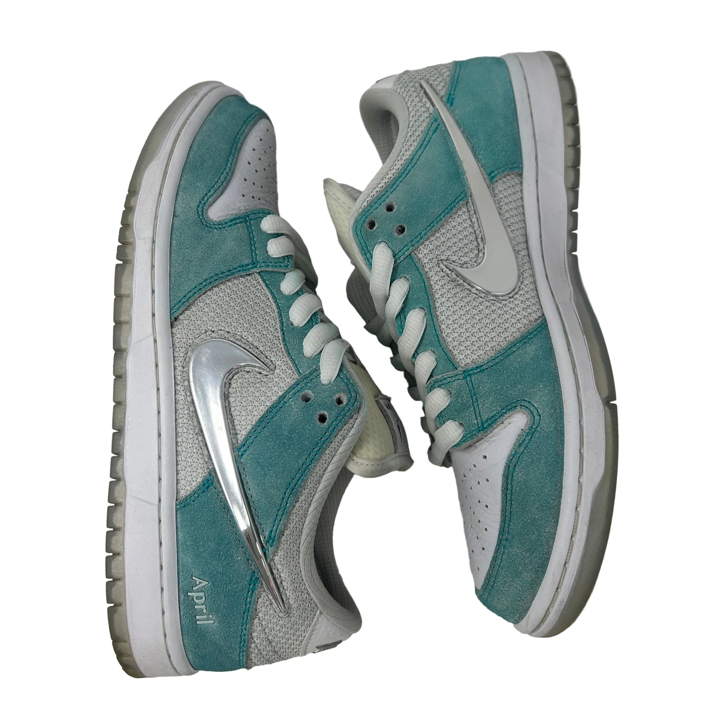 Nike SB Dunk Low April